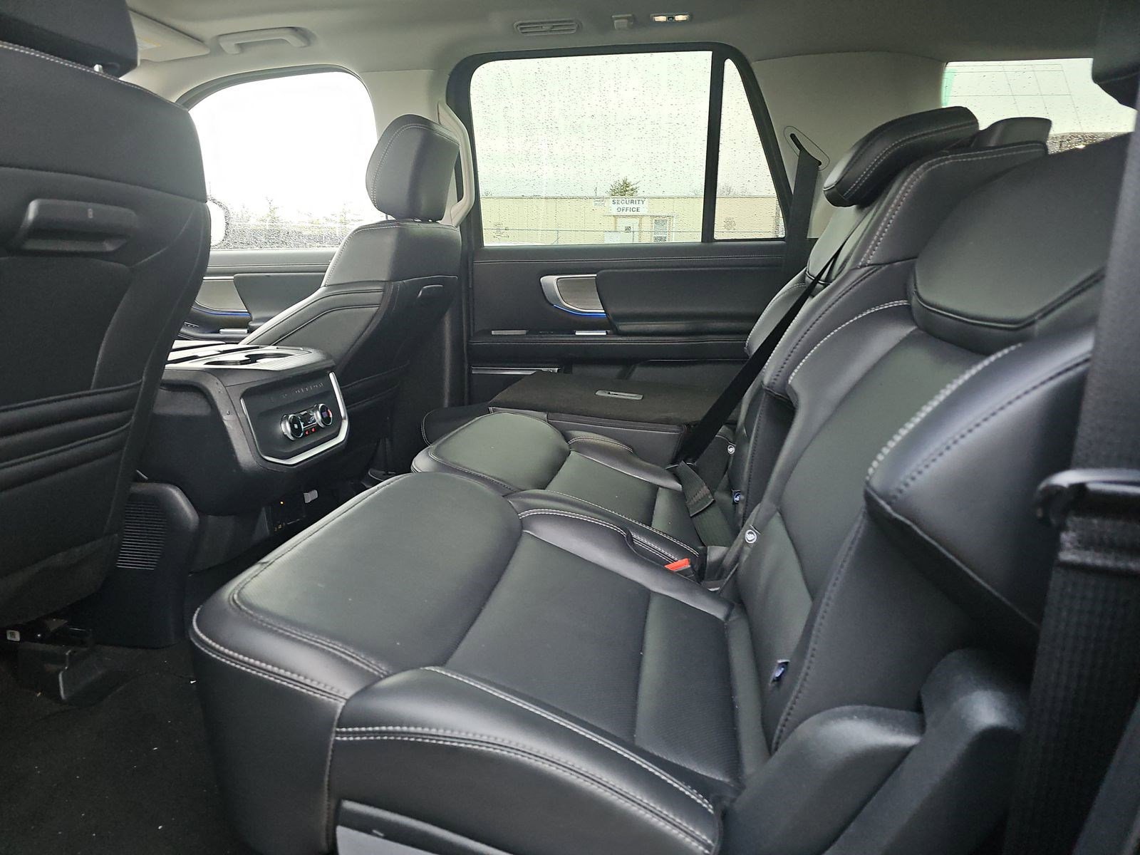 Used 2025 Ford Expedition Max Platinum image 36