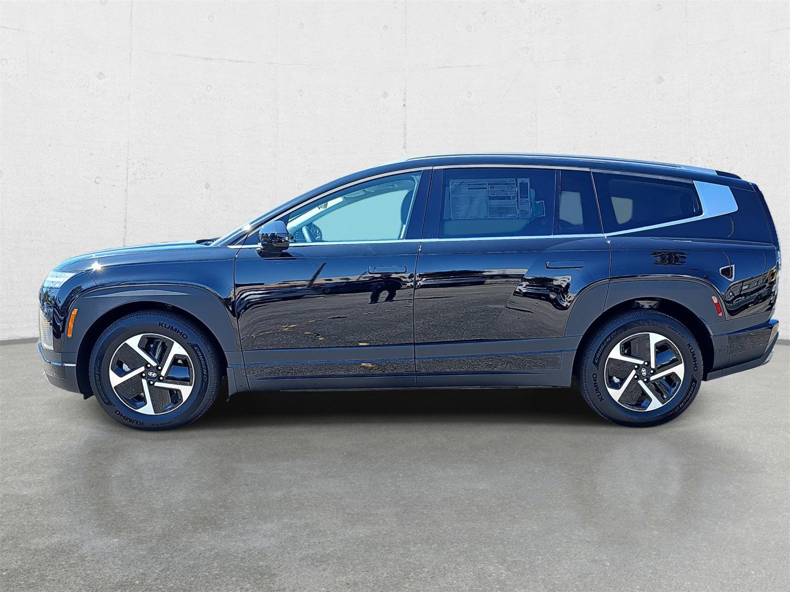 New 2026 Hyundai Ioniq 9 SE image 6