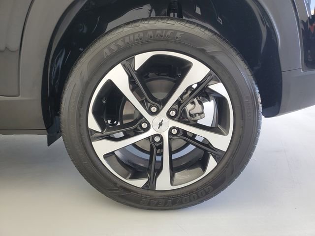 Used 2024 Chevrolet Trax RS FWD image 12