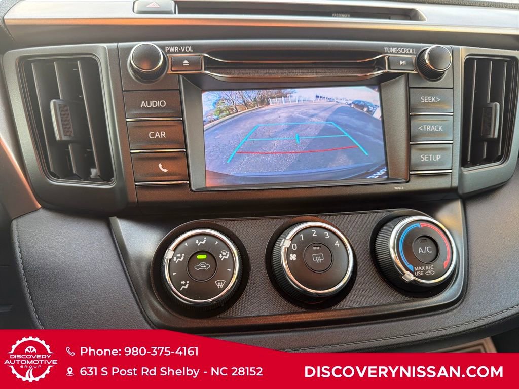 Used 2016 Toyota RAV4 LE image 18