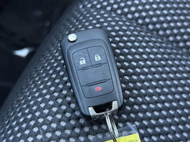 Used 2017 Chevrolet Equinox LT FWD image 29