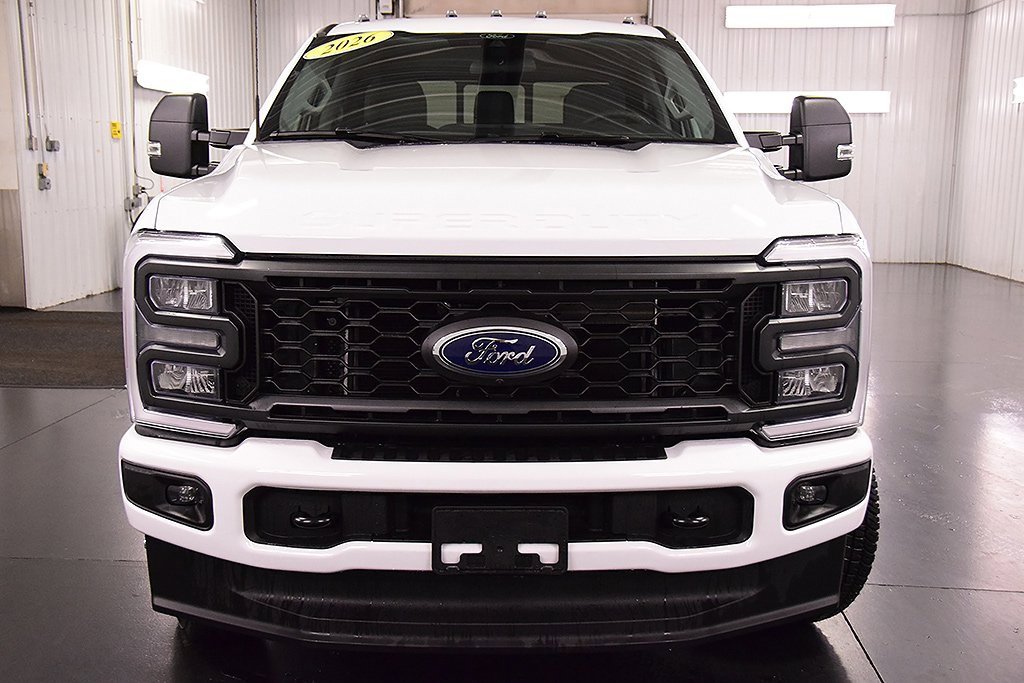 New 2026 Ford F350 XL image 2