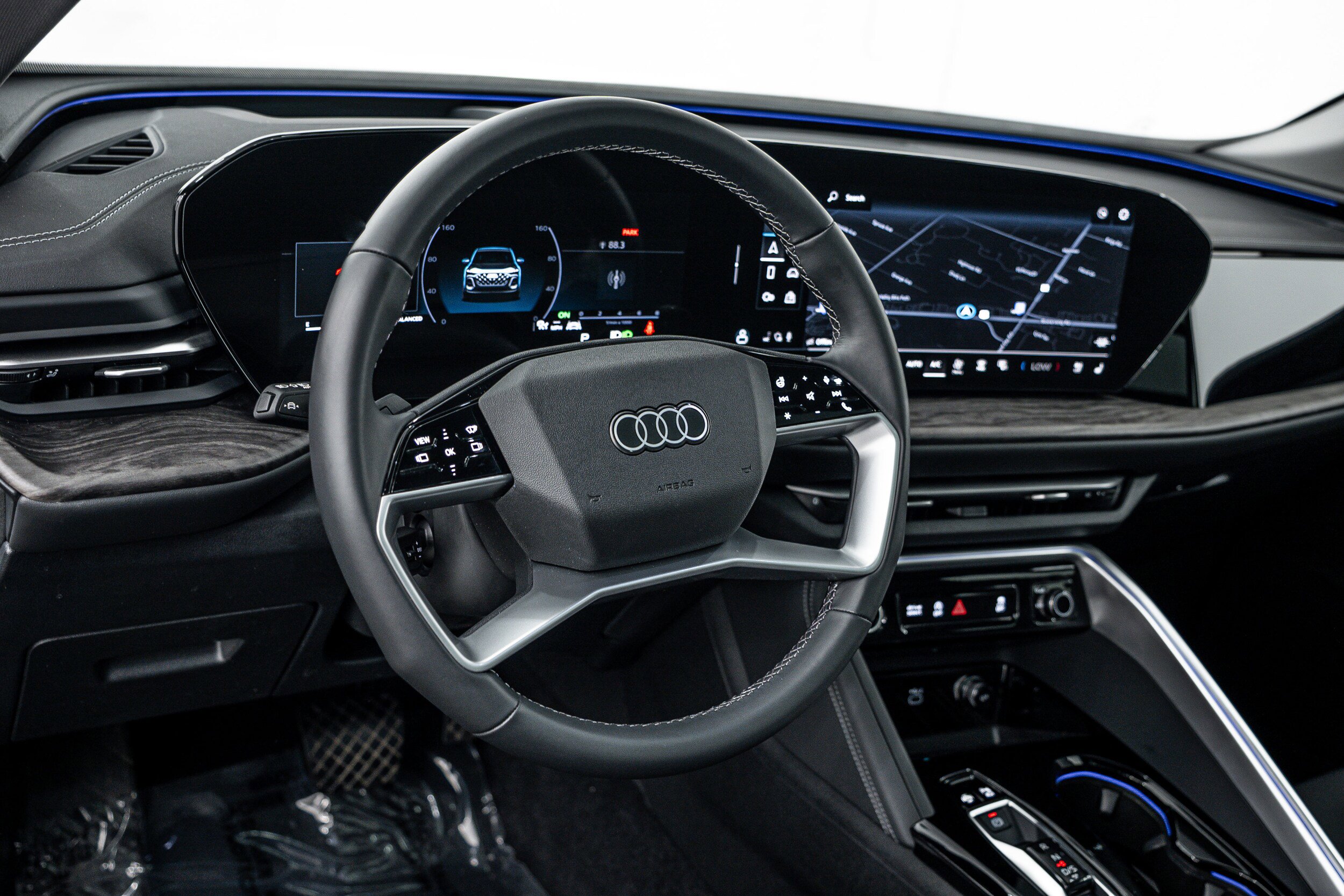 Used 2025 Audi Q5 Premium Plus w/ Premium Plus AWD/4WD image 10