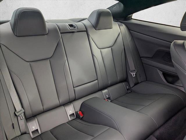 Used 2025 BMW 430i Coupe w/ Convenience Package image 15