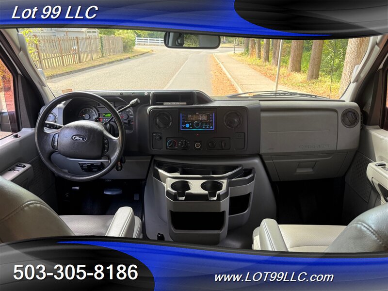 Used 2009 Ford E-350 and Econoline 350 Extended Super Duty RWD image 14