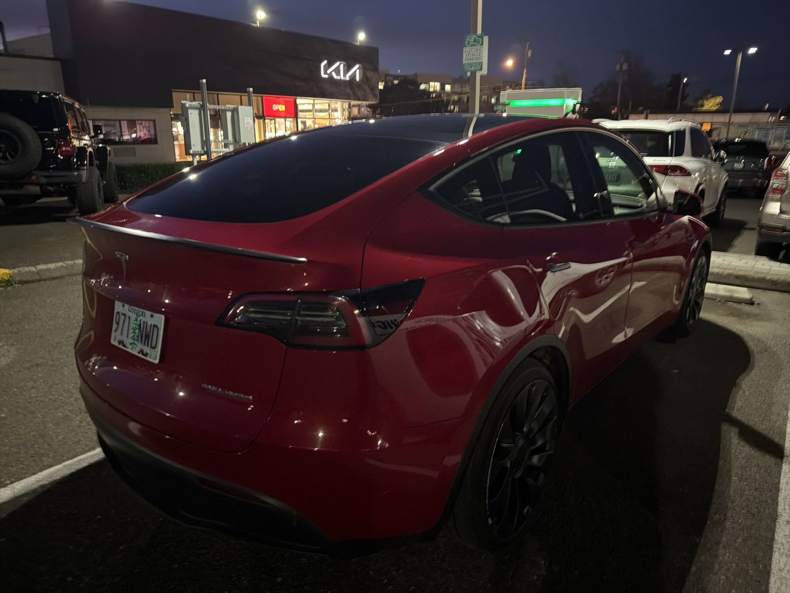 Used 2022 Tesla Model Y Performance image 32