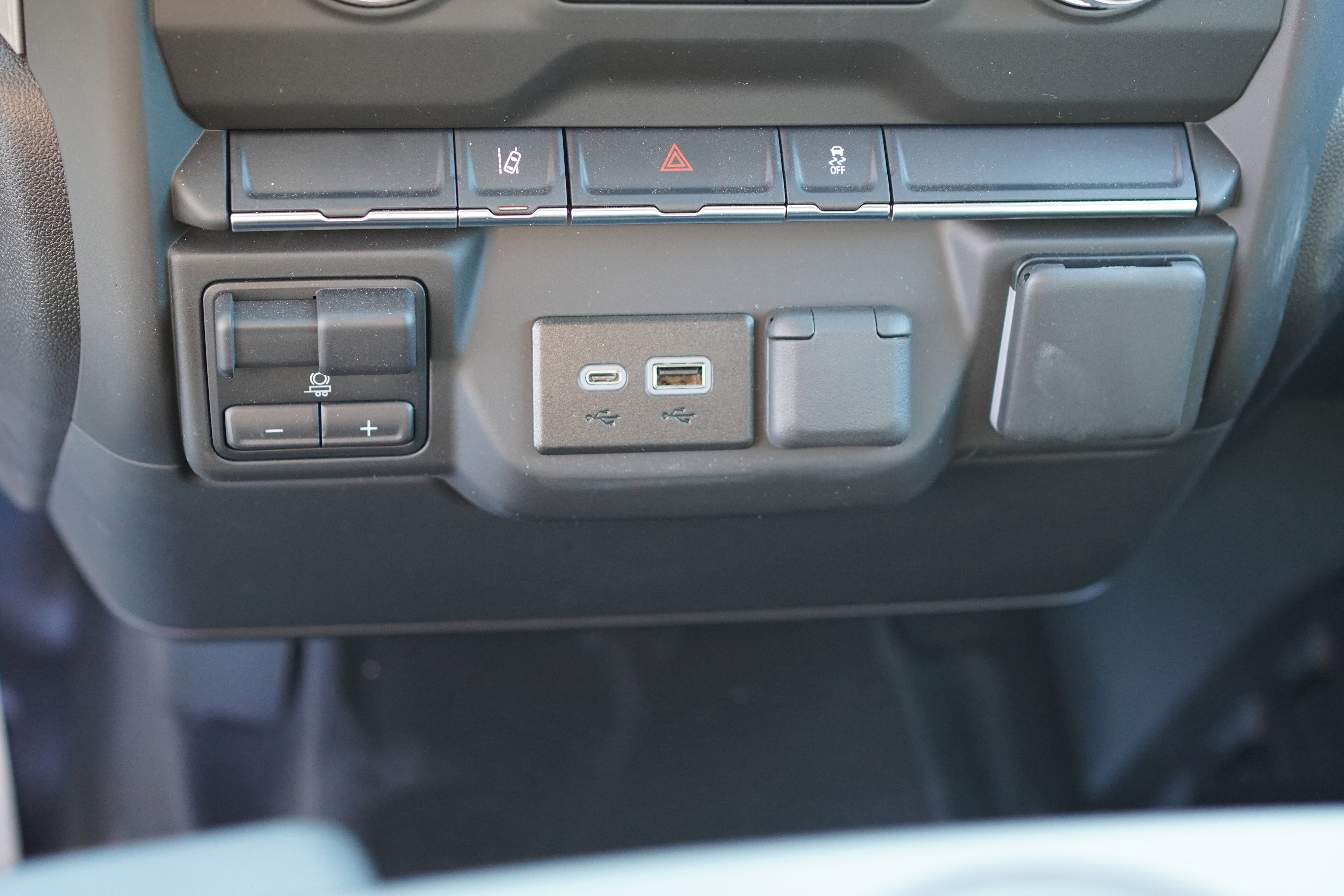 New 2025 GMC Sierra 3500 Pro w/ Convenience Package image 29