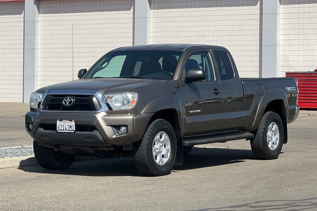 Used 2013 Toyota Tacoma PreRunner w/ TRD Off-Road Pkg RWD image 10