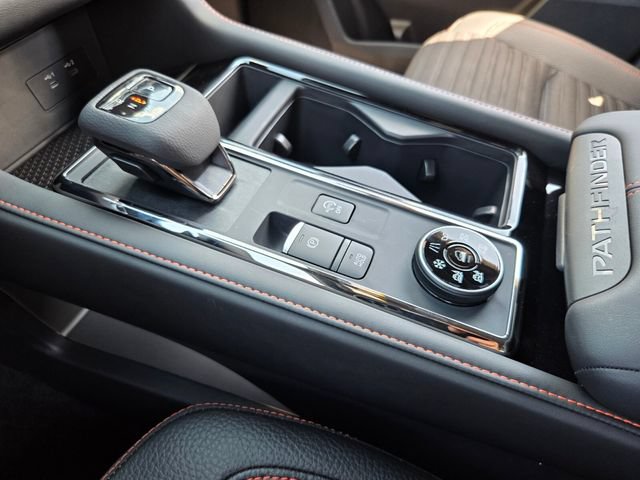 New 2026 Nissan Pathfinder Rock Creek AWD/4WD image 19