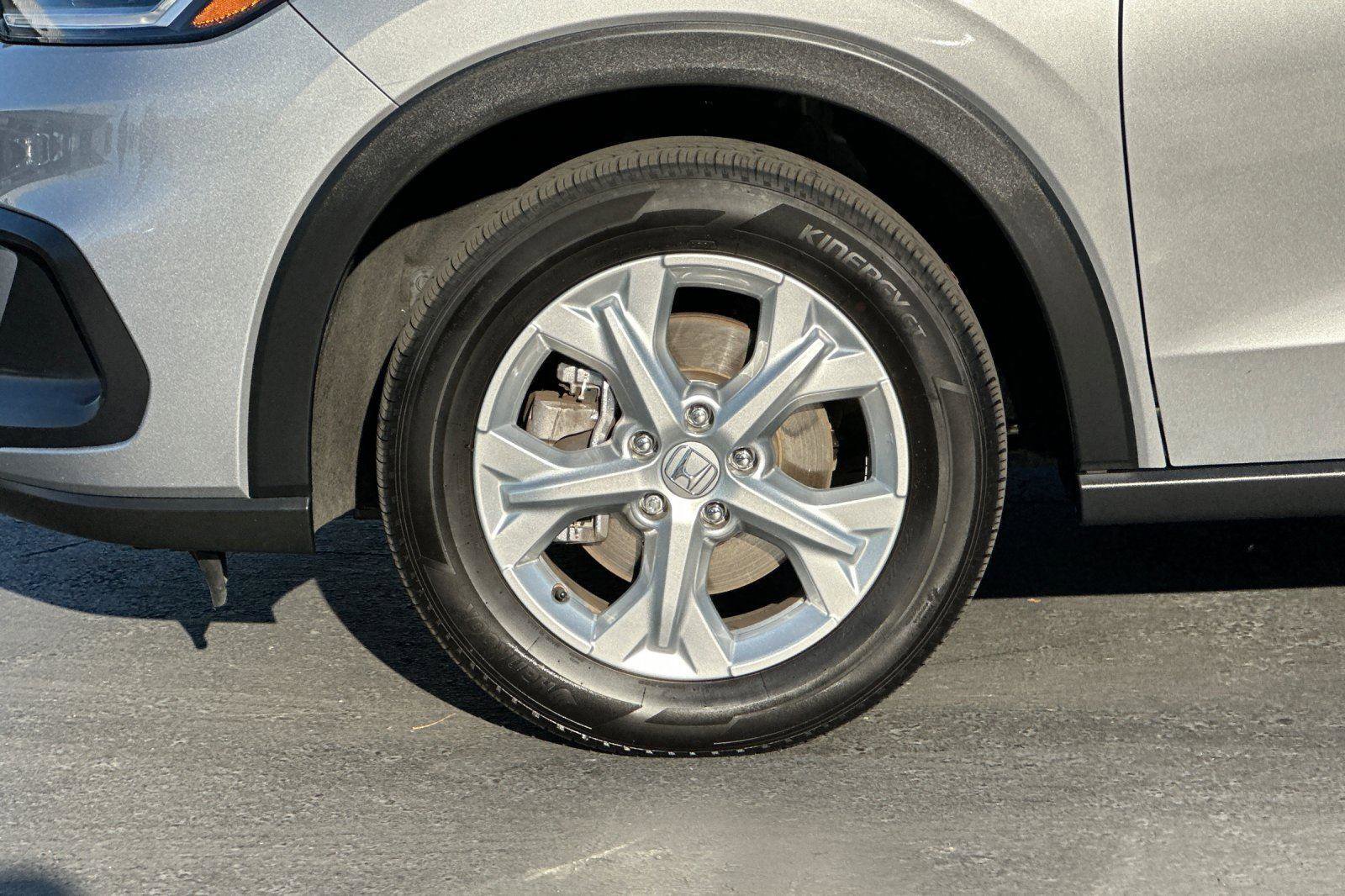 Certified 2025 Honda HR-V LX image 25