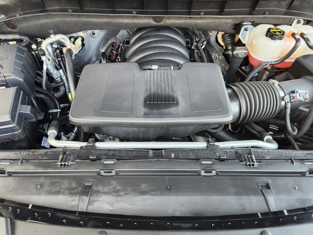 Used 2025 Chevrolet Suburban LS RWD image 33