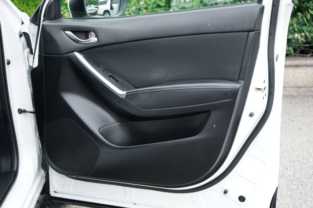 Used 2016 MAZDA CX-5 Touring image 38