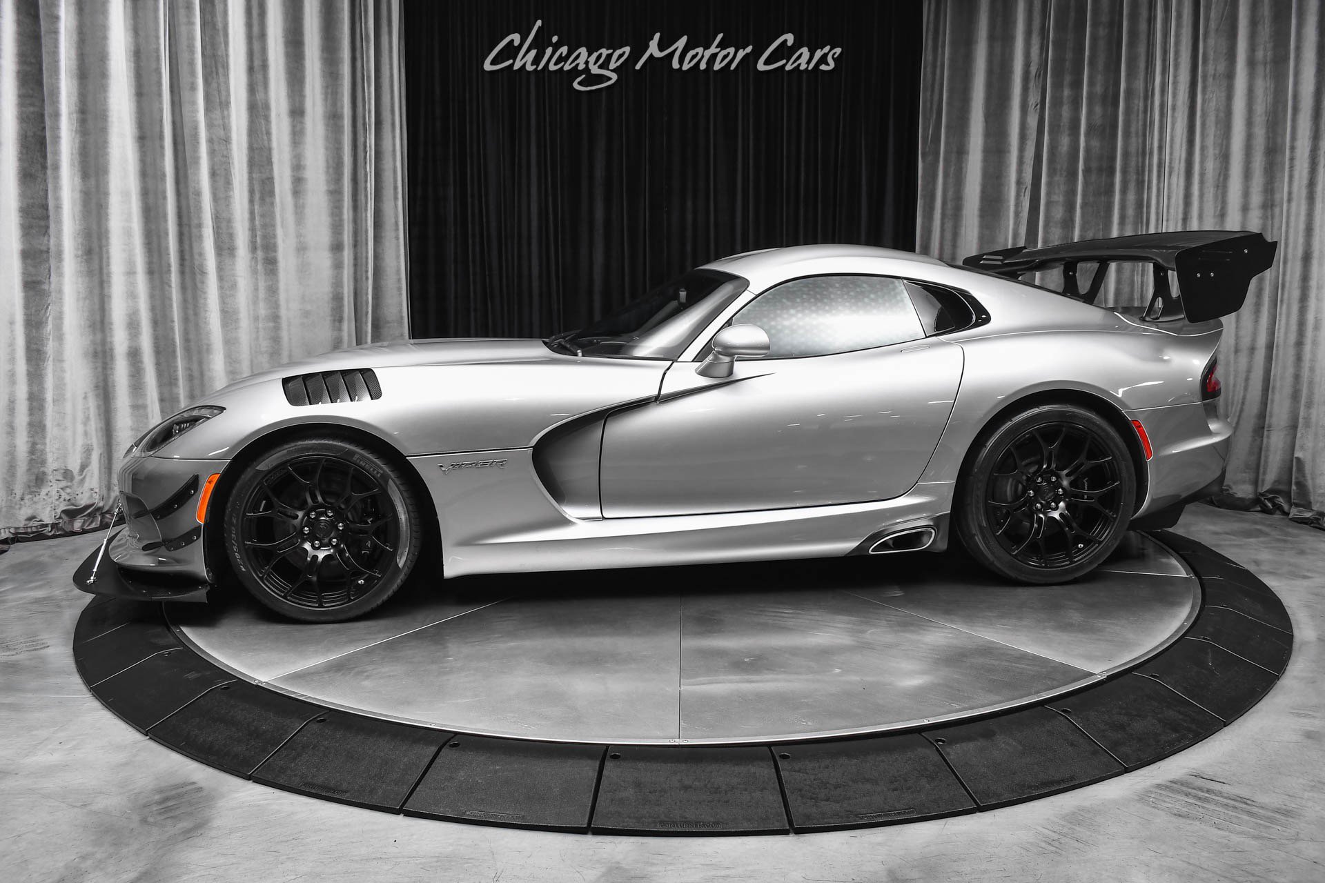 Used 2015 Dodge Viper SRT-10 RWD video 1