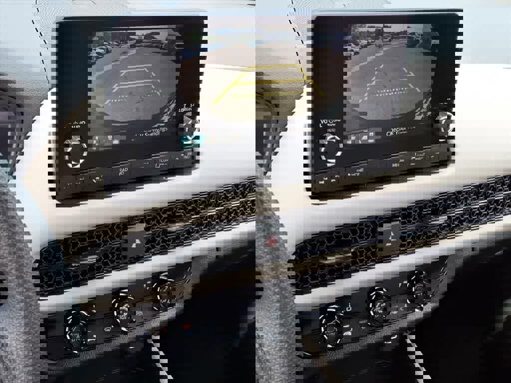 Certified 2023 Honda HR-V LX image 21