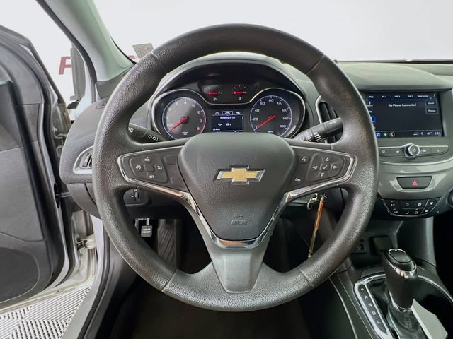 Used 2019 Chevrolet Cruze LS w/ LS Convenience Package FWD image 12