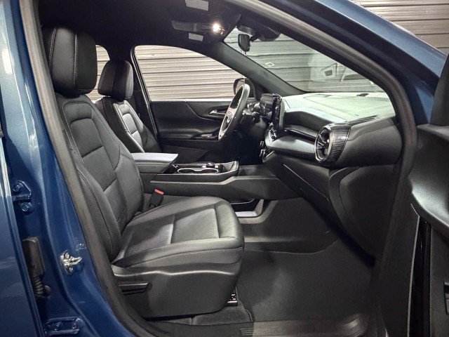 Used 2026 Chevrolet Equinox LT w/ Convenience Package II image 14