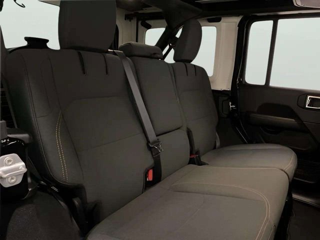 Used 2025 Jeep Wrangler Unlimited Sahara w/ Safety Group image 70