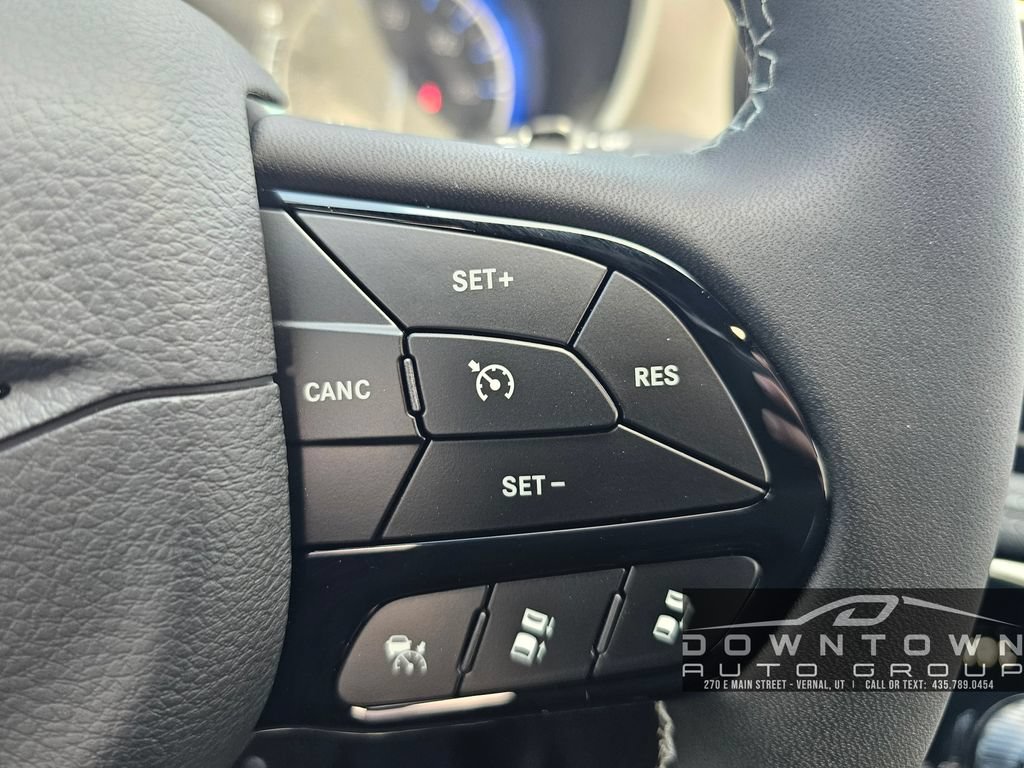 New 2027 Chrysler Pacifica Limited AWD/4WD image 15