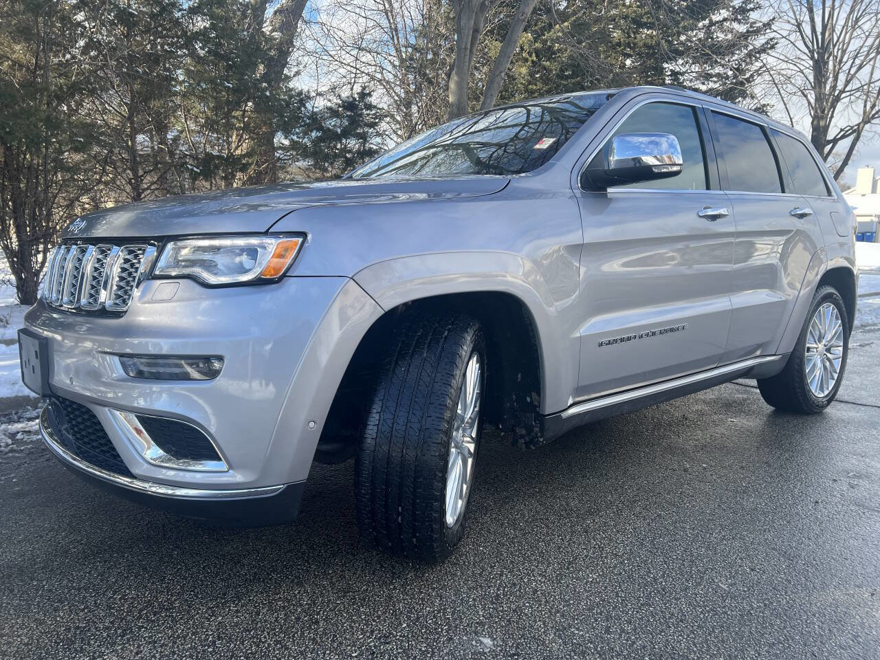 Used 2018 Jeep Grand Cherokee Summit AWD/4WD image 15