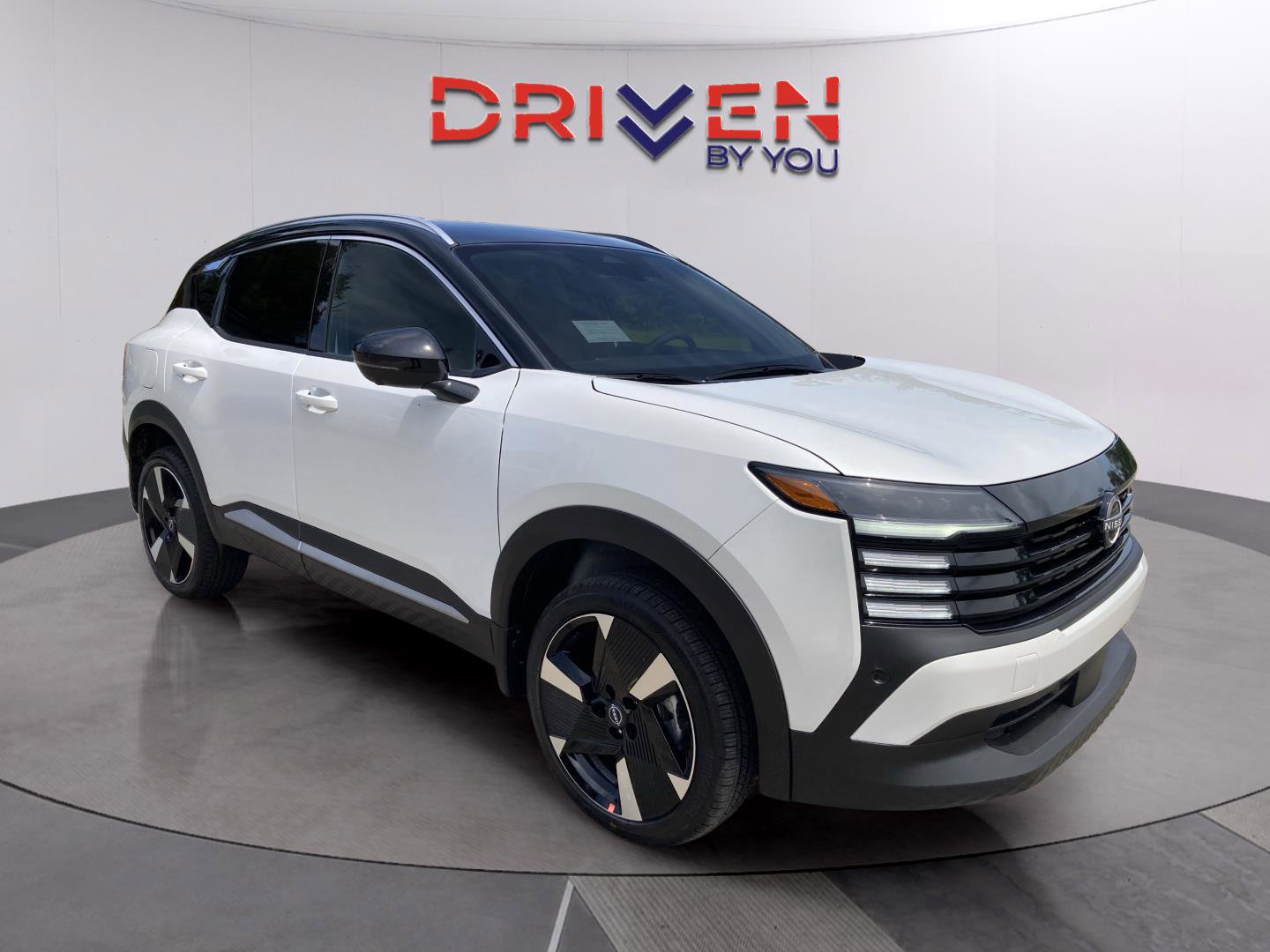 New 2025 Nissan Kicks SR image 8