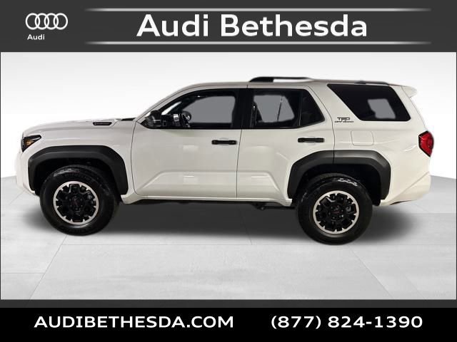 Used 2025 Toyota 4Runner TRD Off-Road Premium w/ Tow Technology Package AWD/4WD image 4