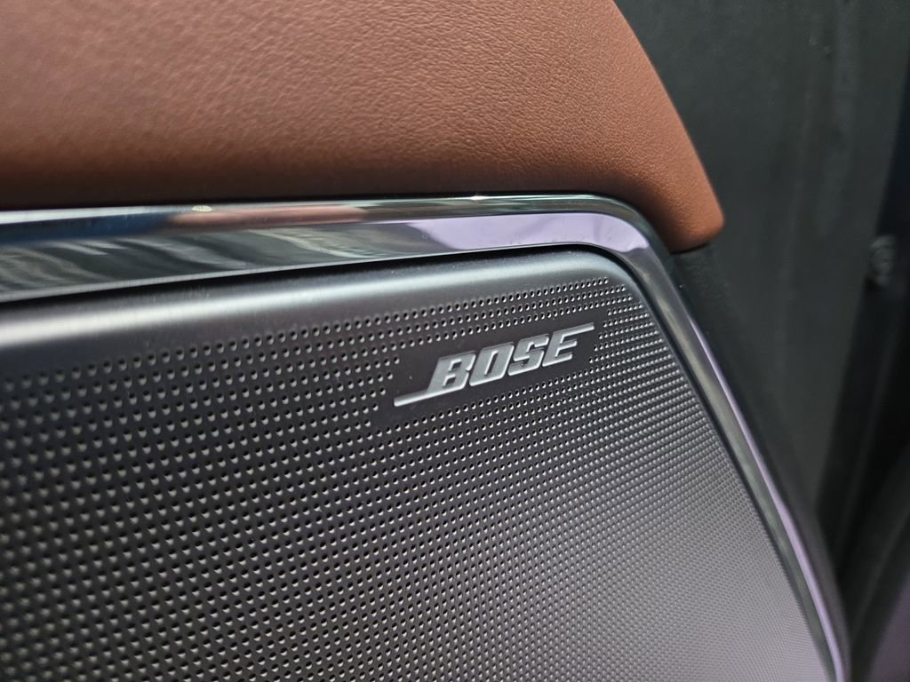 Used 2024 GMC Sierra 3500 Denali Ultimate image 9