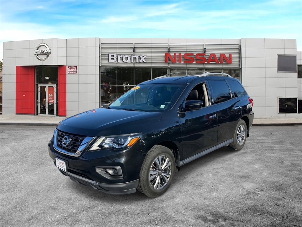 Used 2020 Nissan Pathfinder S image 4