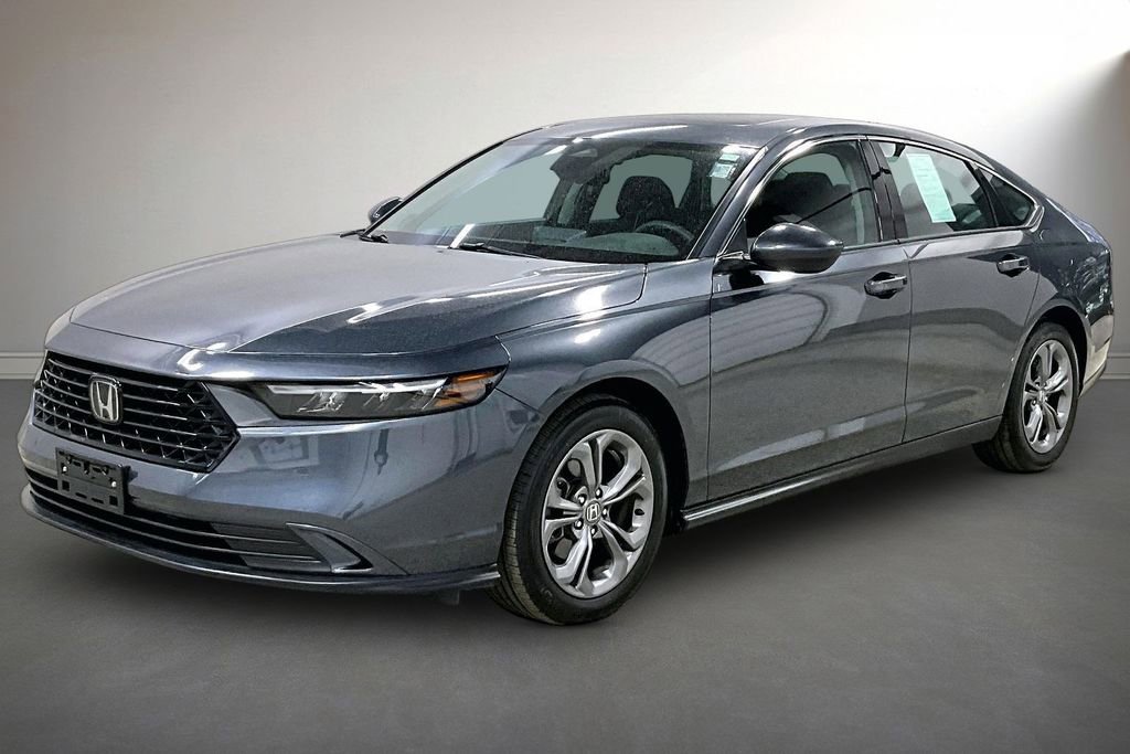 Used 2024 Honda Accord EX image 3