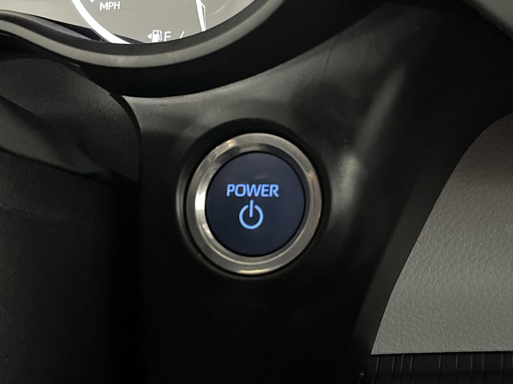 Used 2024 Toyota Sienna XSE image 24