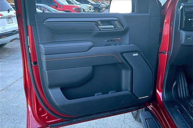 Used 2025 GMC Sierra 1500 AT4 w/ AT4 Premium Package image 21