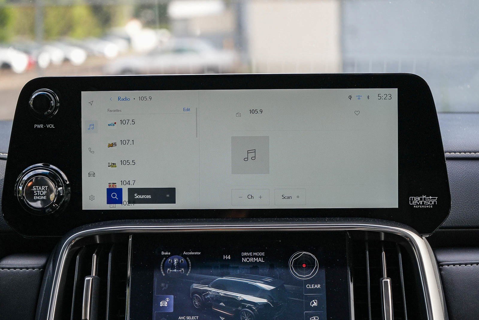 Used 2024 Lexus LX 600 F Sport image 14