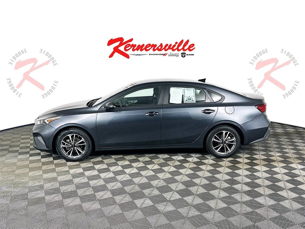 Used 2023 Kia Forte LXS image 4
