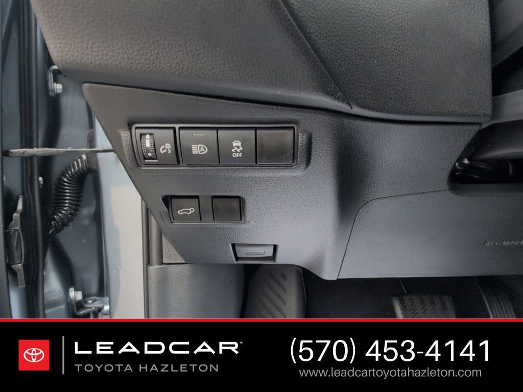 New 2026 Toyota Corolla Cross XLE w/ Convenience Package image 18