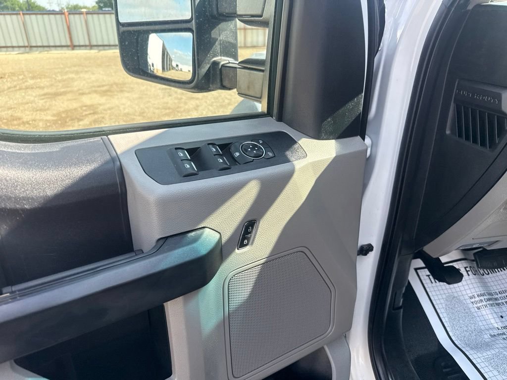 Used 2019 Ford F550 4x4 SuperCab Super Duty image 13