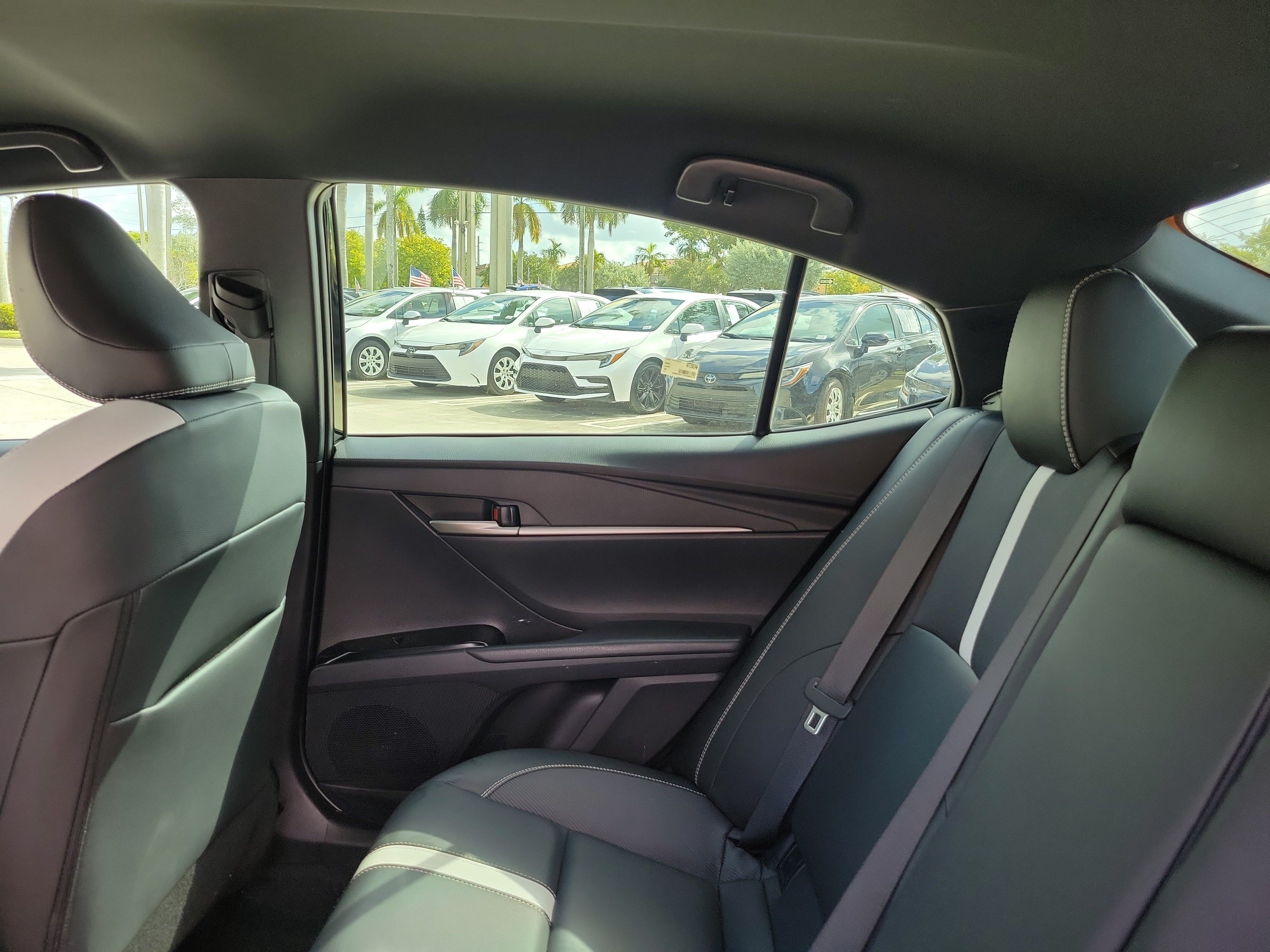 Used 2026 Toyota Camry SE w/ Multimedia Upgrade Package FWD image 14