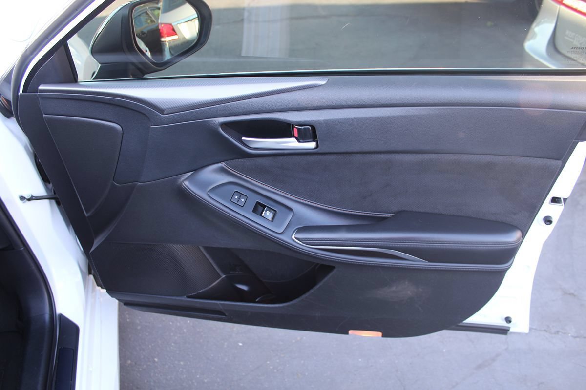 Used 2019 Toyota Avalon Touring w/ Advanced Safety Package FWD image 21