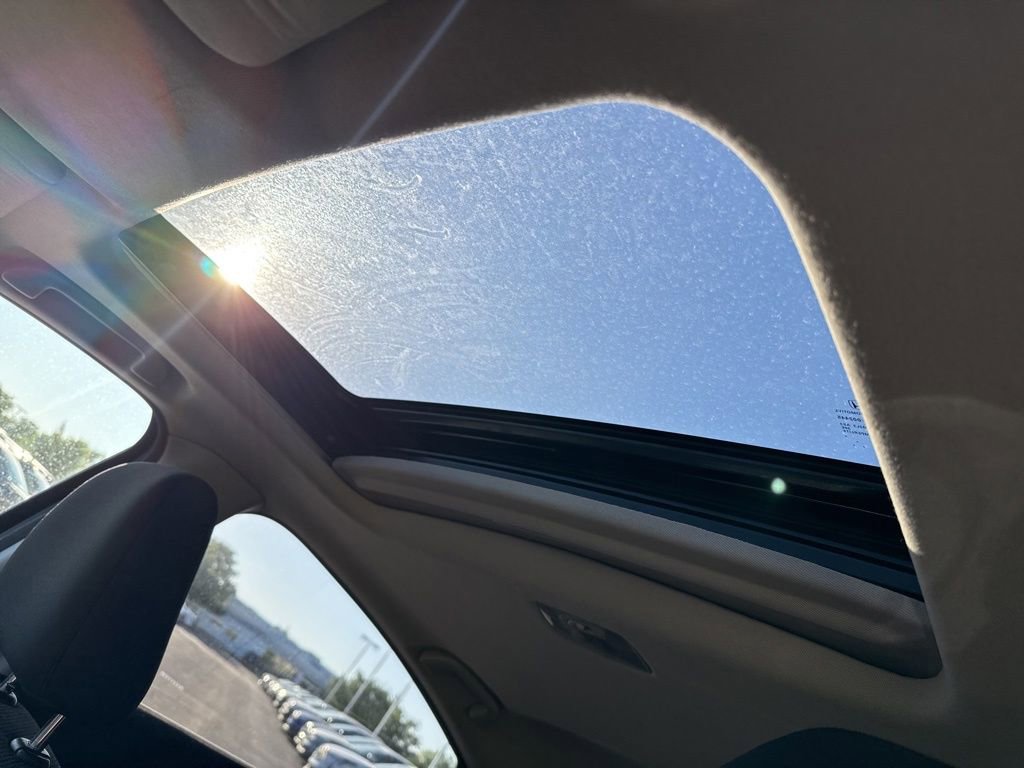 Used 2018 Honda HR-V EX image 5