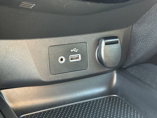 Used 2020 Nissan Rogue Sport S image 26