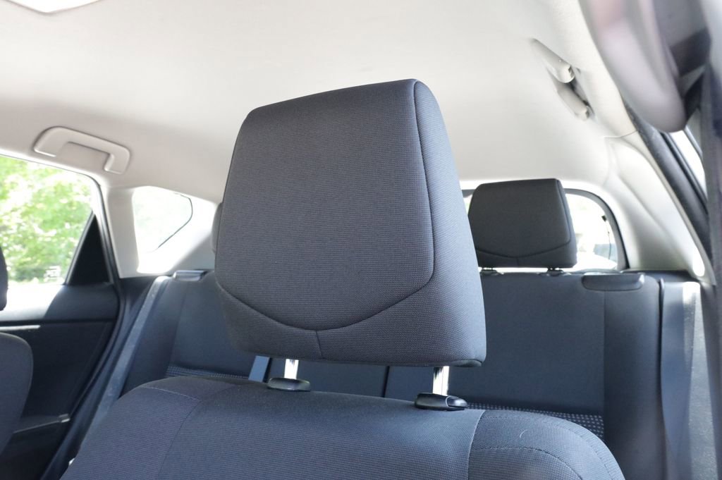 Used 2018 Toyota Corolla iM w/ Carpet Mat Package (TMS) image 19