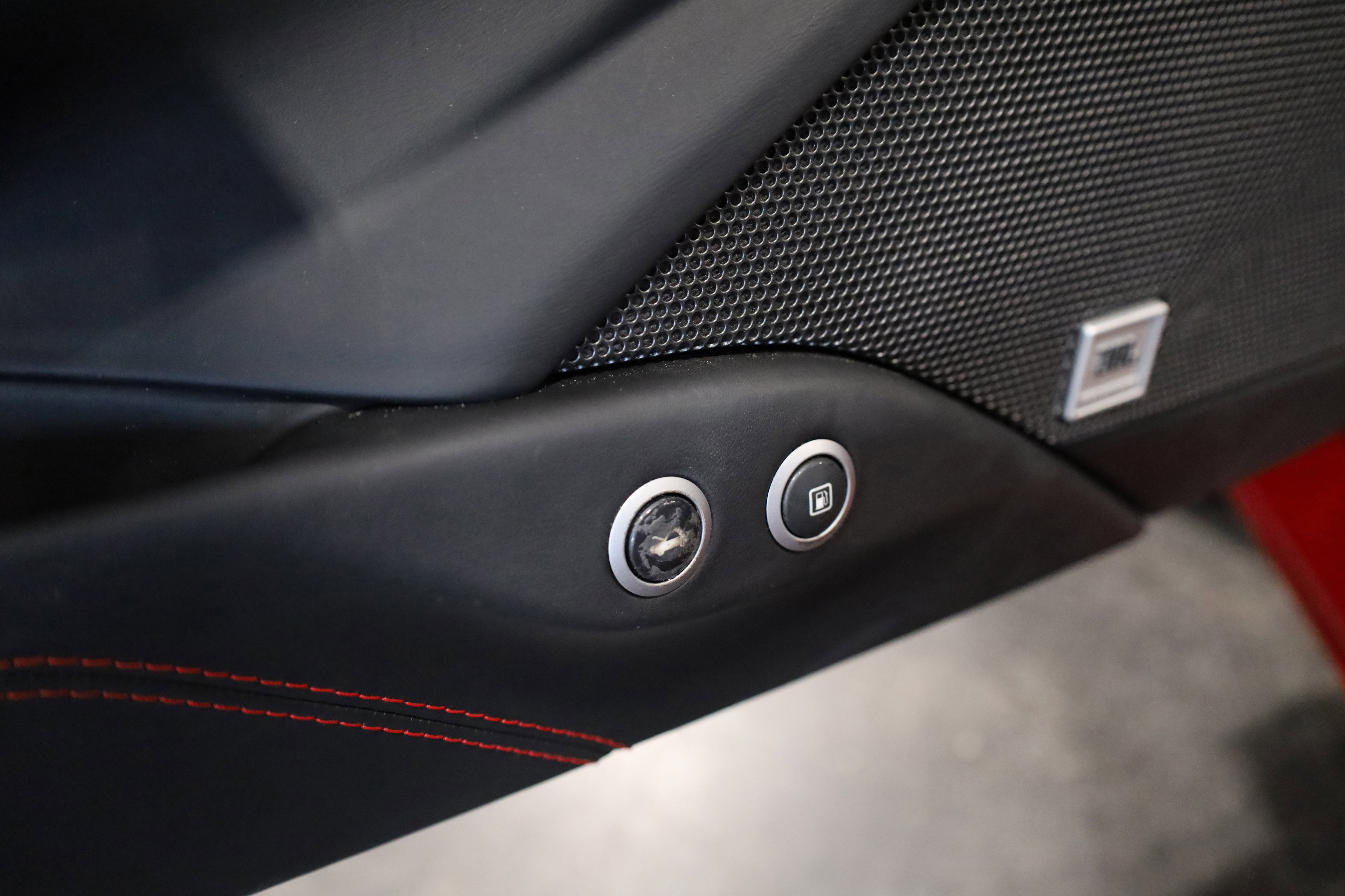 Used 2016 Ferrari 488 GTB image 14