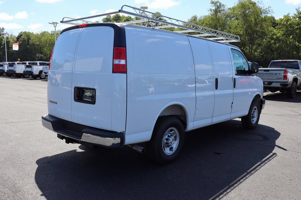 New 2025 Chevrolet Express 2500 w/ Driver Convenience Package RWD image 25