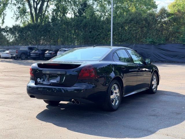 Used 2007 Pontiac Grand Prix w/ Sun And Sound Package FWD image 4
