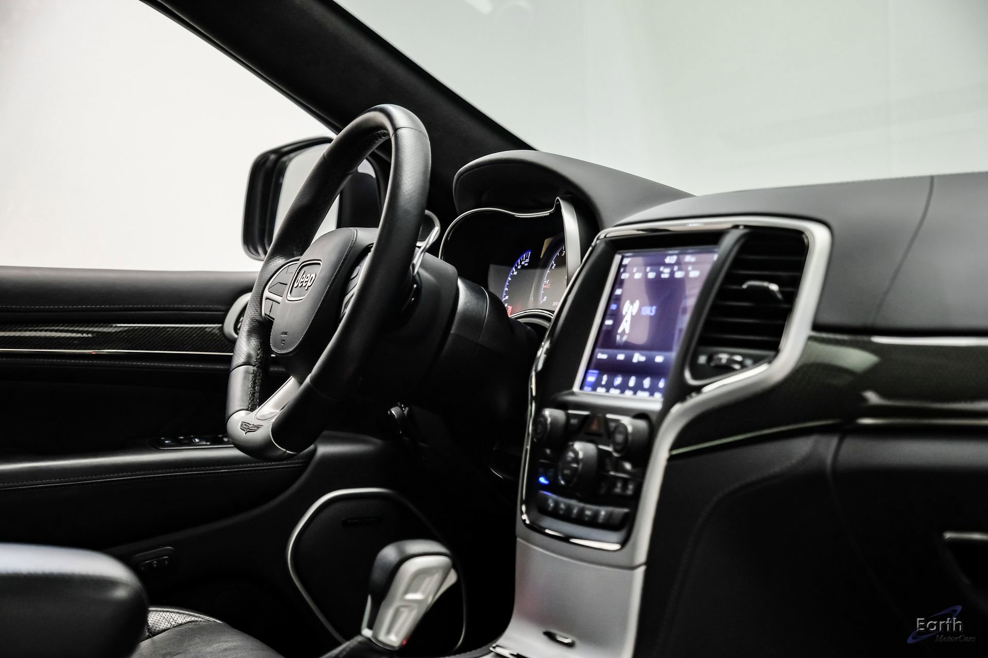 Used 2018 Jeep Grand Cherokee Trackhawk image 48