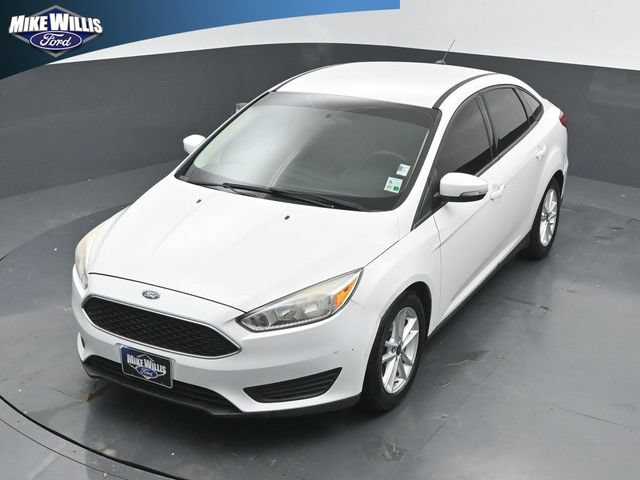 Used 2015 Ford Focus SE FWD image 11