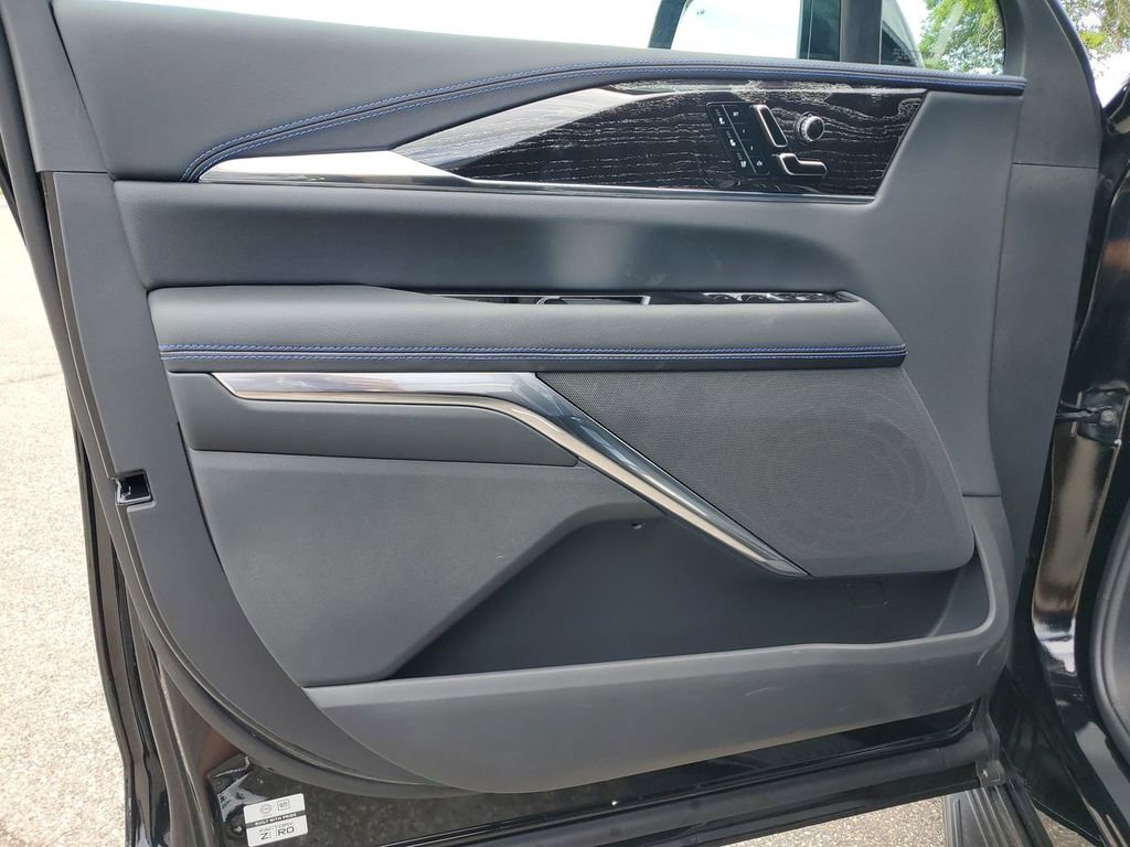 New 2026 Cadillac Escalade IQ Luxury 1 image 22