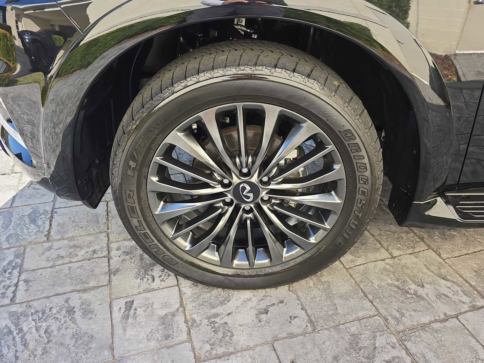 Used 2024 INFINITI QX80 Sensory w/ Cargo Package image 9