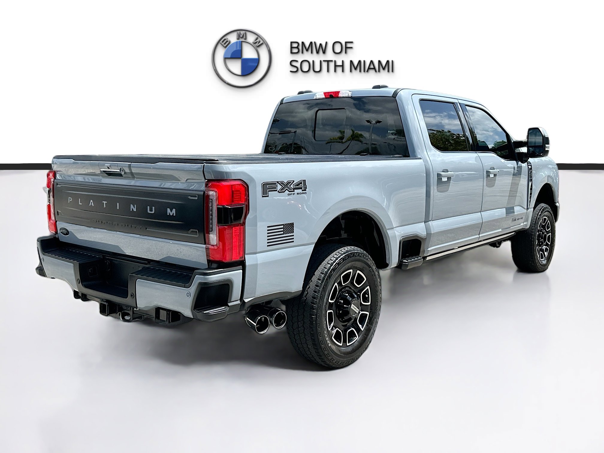 Used 2024 Ford F250 Platinum w/ FX4 Off-Road Package AWD/4WD image 7