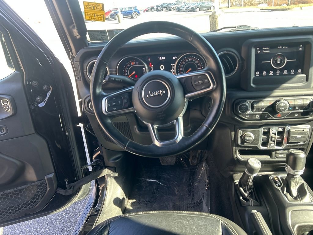 Used 2018 Jeep Wrangler Unlimited Sahara w/ Cold Weather Group image 21