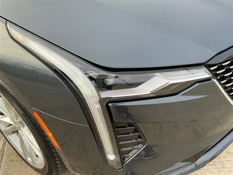 Used 2020 Cadillac CT4 Luxury w/ Sun And Sound Package AWD/4WD image 17