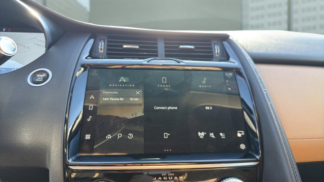 Certified 2021 Jaguar E-PACE SE image 25